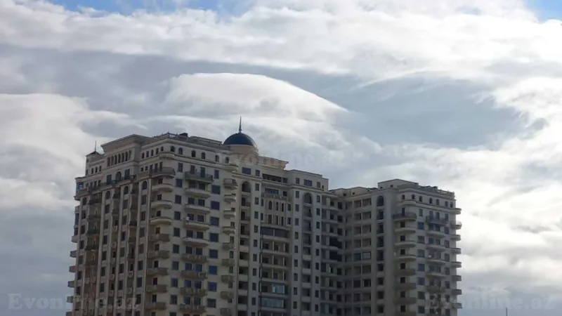 Satılır 3 otaqlı Mənzil Yeni tikili 125 m² Yasamal r. - şəkil 3