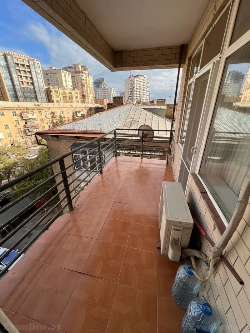 Satılır 3 otaqlı Mənzil Yeni tikili 125 m² Yasamal r. - şəkil 18