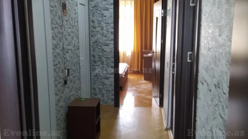 2 otaqlı Mənzil 65 m² 9-cu mikrorayon Kirayə verilir