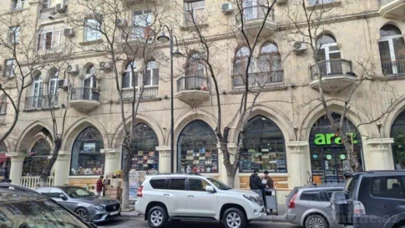 Obyekt 240 m² Sahil m. Satılır