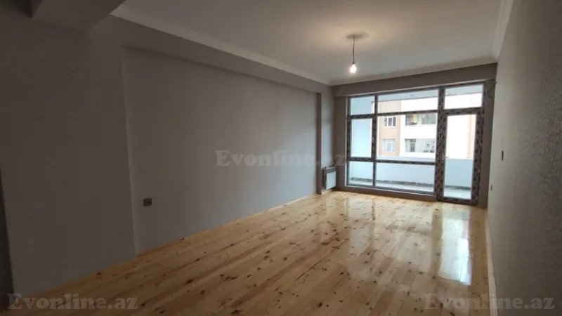 3 otaqlı Mənzil 115 m² Qara Qarayev m. Satılır