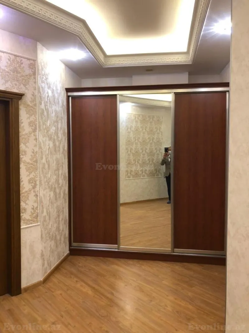 Satılır 2 otaqlı Mənzil Yeni tikili 90 m² Elmlər Akademiyası m. - şəkil 10