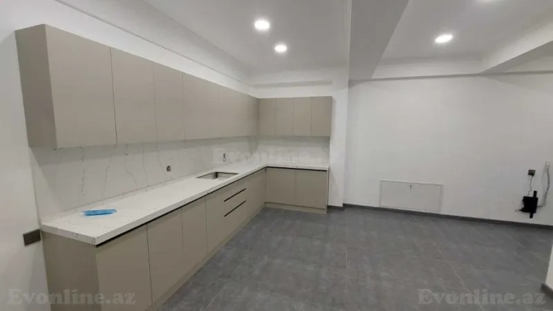 Kirayə verilir Ofis 470 m² Nəsimi r. - şəkil 11