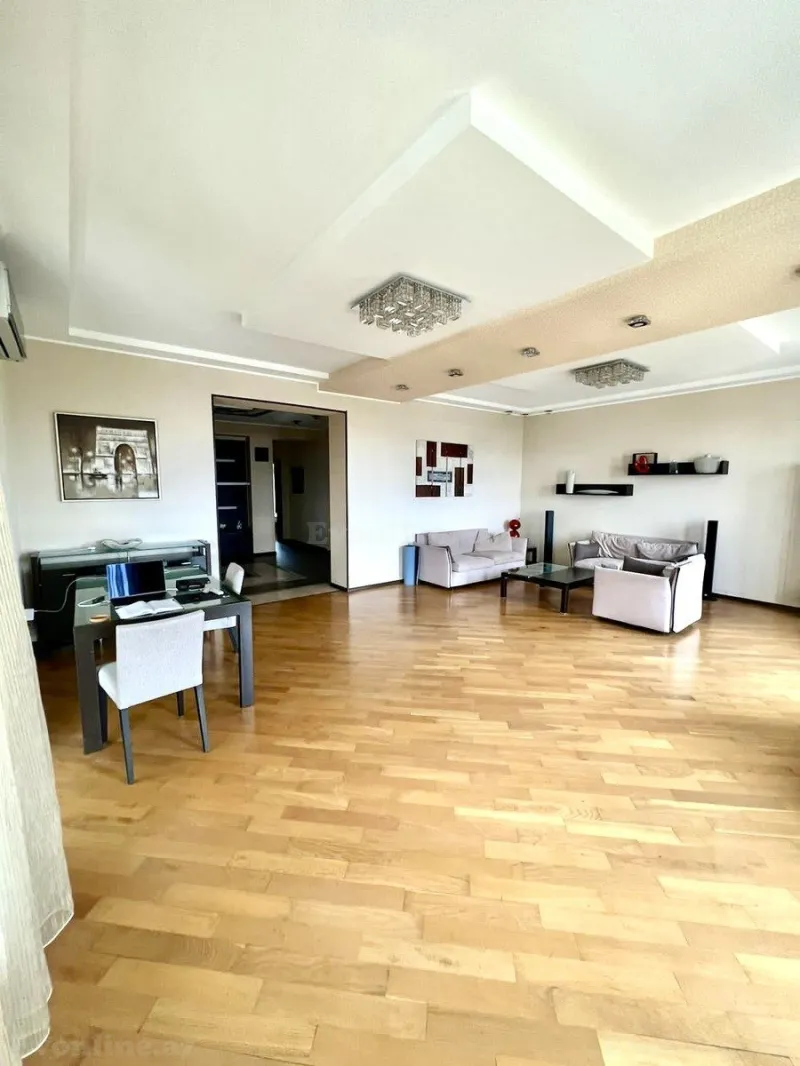 Kirayə verilir 3 otaqlı Mənzil Yeni tikili 180 m² Gənclik m. - şəkil 2