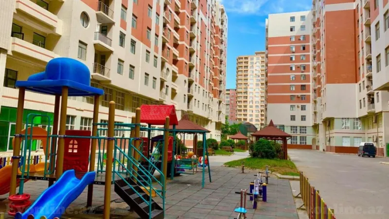 Kirayə verilir 12 otaqlı Mənzil Yeni tikili 55 m² 8 Noyabr m.