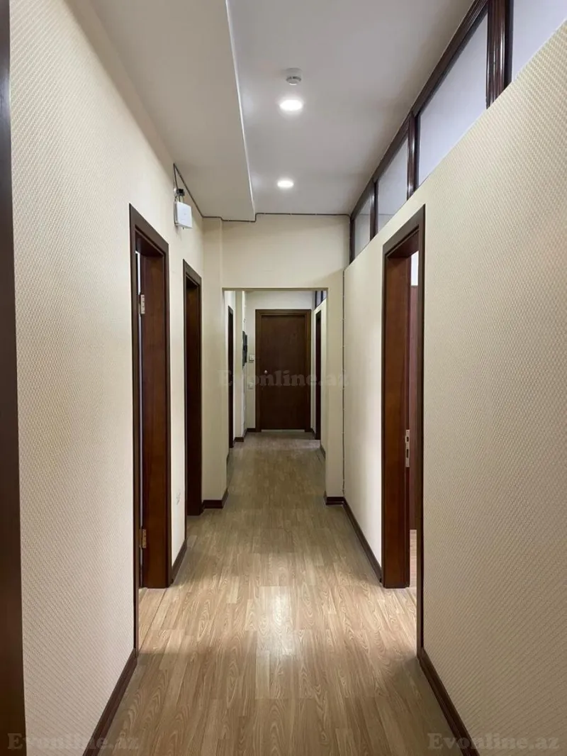Kirayə verilir Ofis 185 m² Xətai m. - şəkil 12
