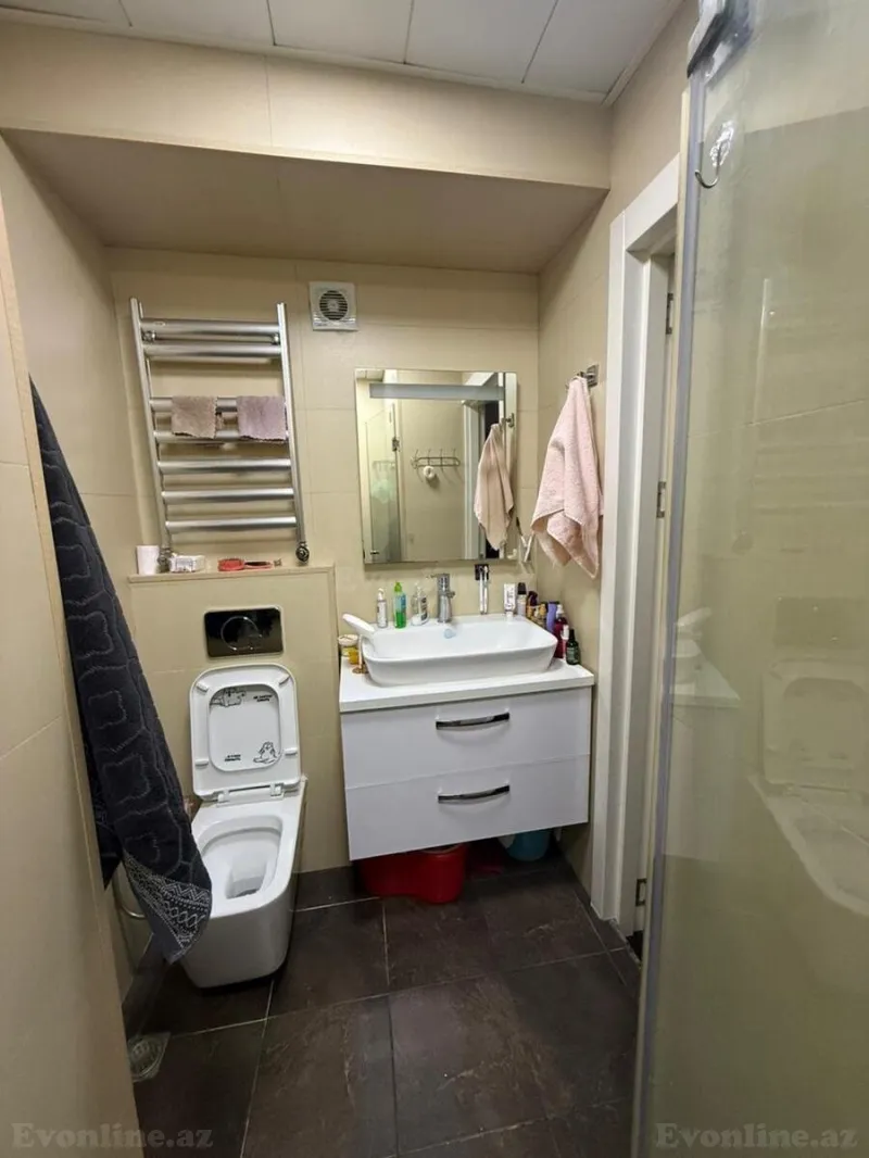 Satılır 2 otaqlı Mənzil Köhnə tikili 45 m² Gənclik m. - şəkil 11