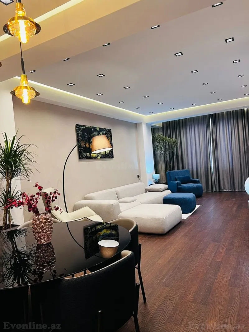 3 otaqlı Mənzil 142 m² Gənclik m. Satılır