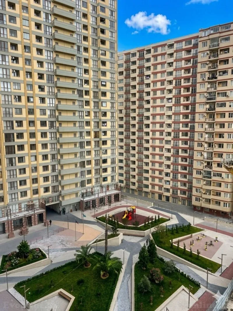 2 otaqlı Mənzil 90 m² 20 Yanvar m. Satılır