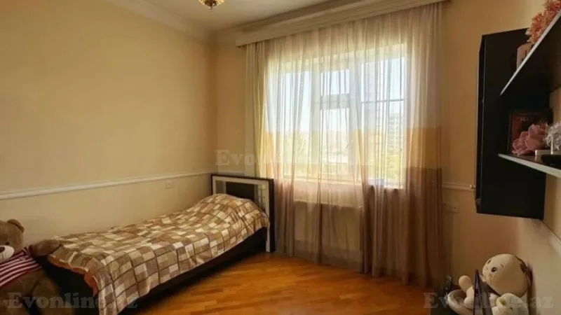 Kirayə verilir 3 otaqlı Mənzil Yeni tikili 120 m² 28 May m. - şəkil 2