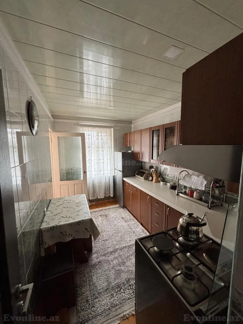 Satılır 3 otaqlı Mənzil Köhnə tikili 70 m² Sumqayıt - şəkil 2