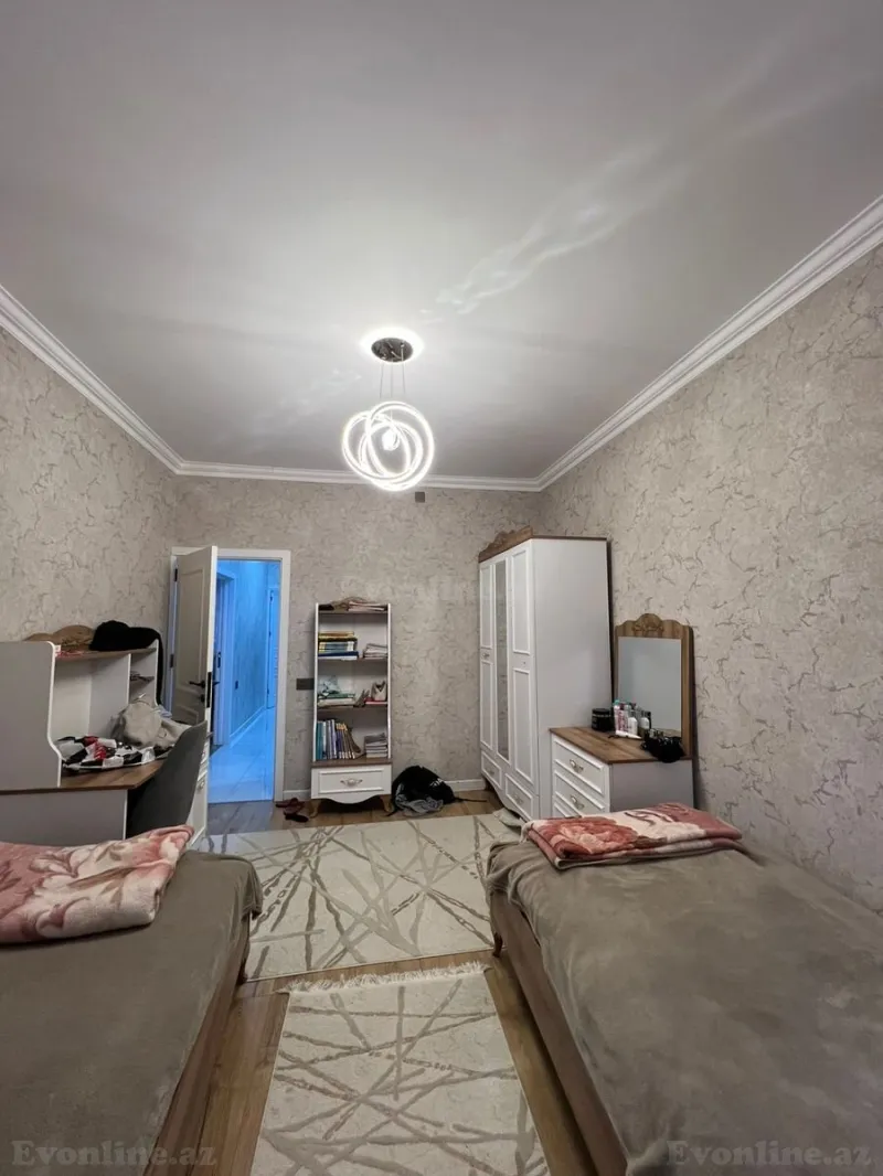 Satılır 4 otaqlı Mənzil Köhnə tikili 110 m² Yeni Yasamal - şəkil 7