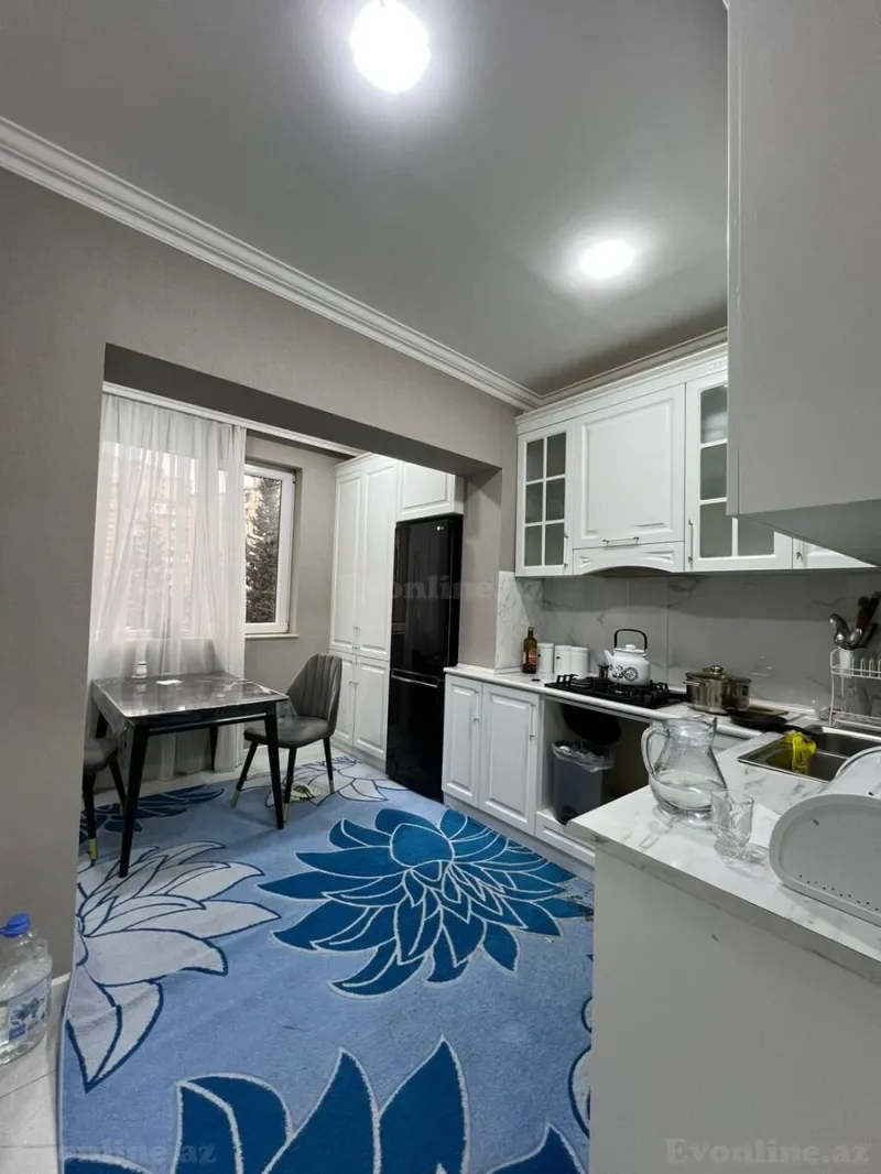 Satılır 4 otaqlı Mənzil Köhnə tikili 110 m² Yeni Yasamal - şəkil 12