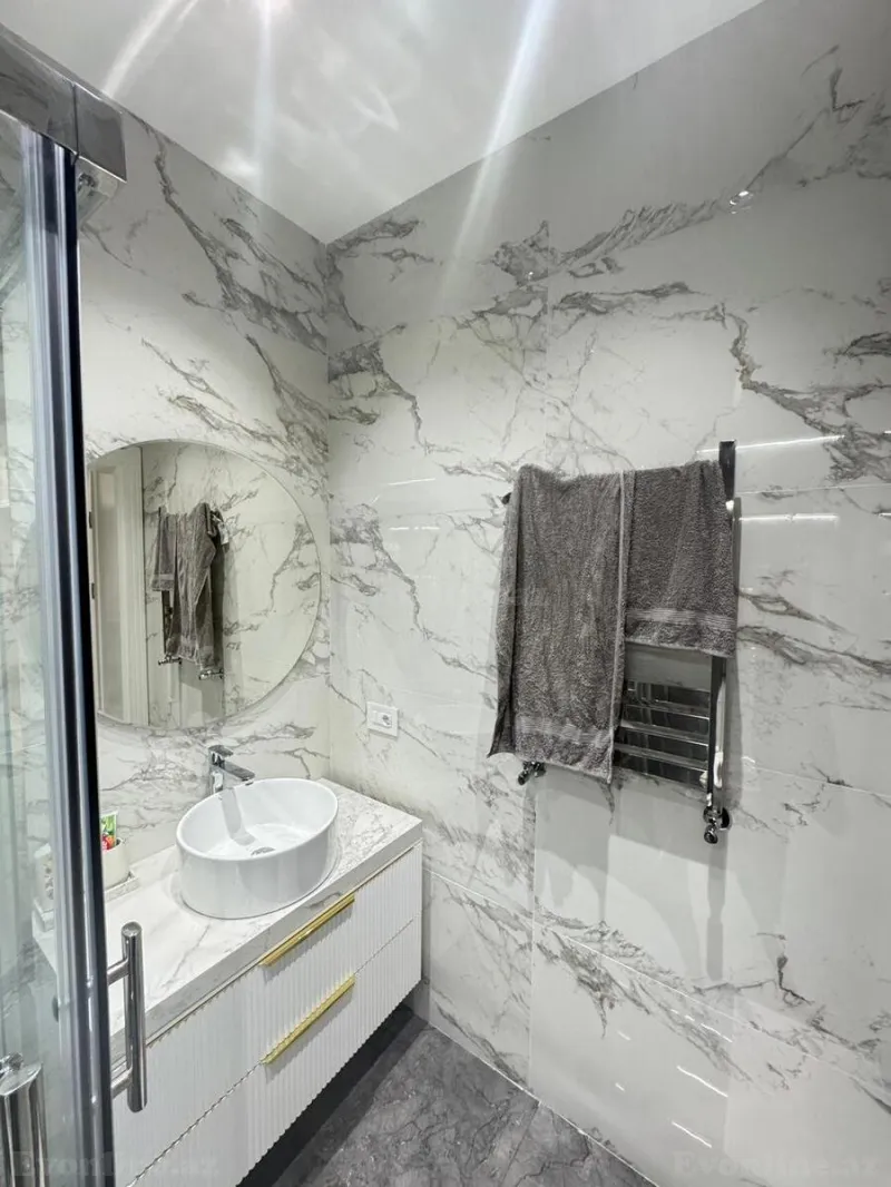 Kirayə verilir 2 otaqlı Mənzil Yeni tikili 70 m² Xətai m. - şəkil 17