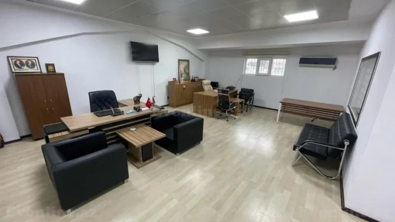 Kirayə verilir Ofis 200 m² Xətai r. - şəkil 5