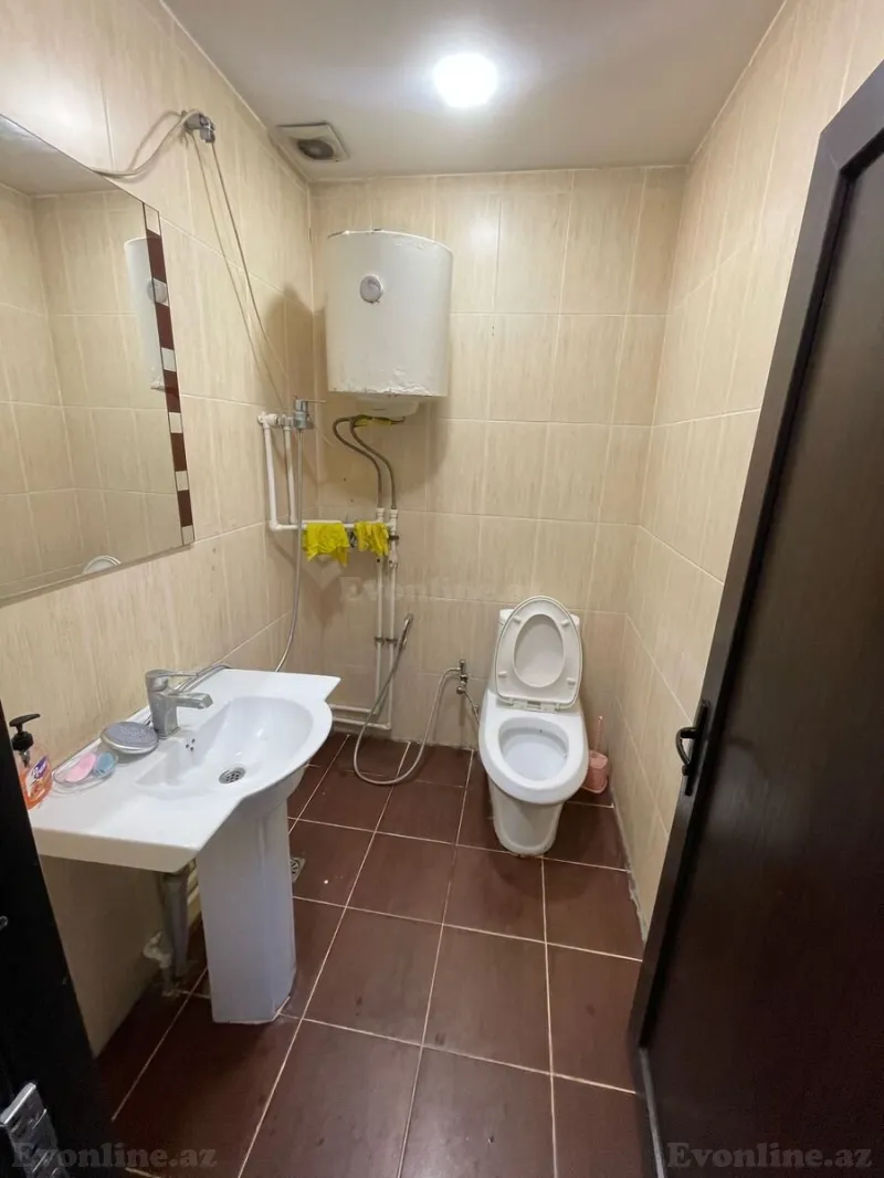 Kirayə verilir Ofis 200 m² Xətai r. - şəkil 13