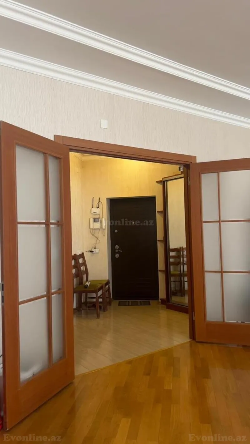 Satılır 2 otaqlı Mənzil Yeni tikili 120 m² Gənclik m. - şəkil 6