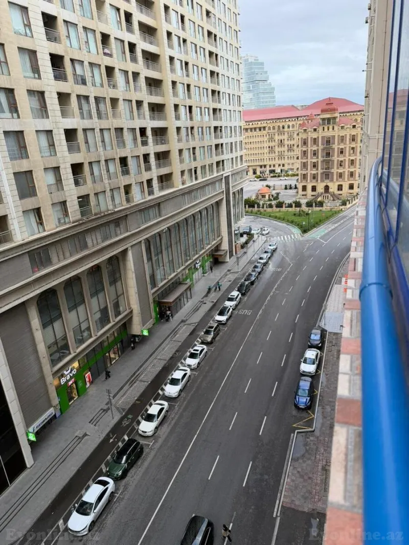 Satılır 3 otaqlı Mənzil Yeni tikili 190 m² Xətai r.