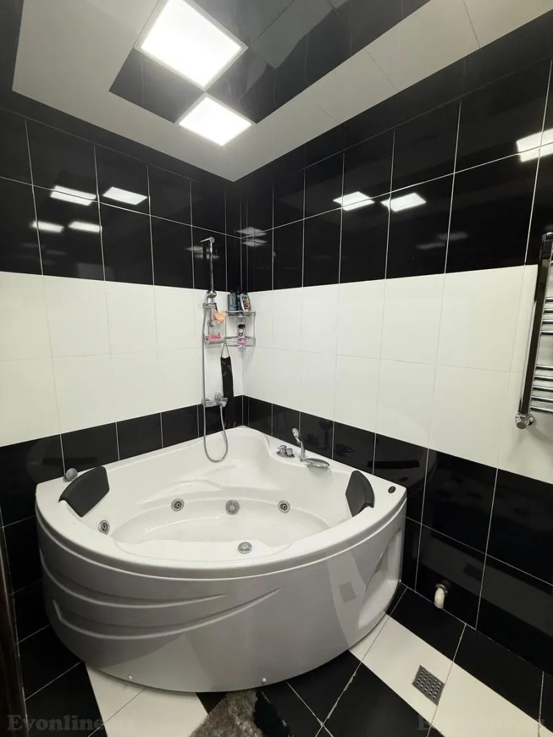 Kirayə verilir 2 otaqlı Mənzil Yeni tikili 110 m² Xətai m. - şəkil 12