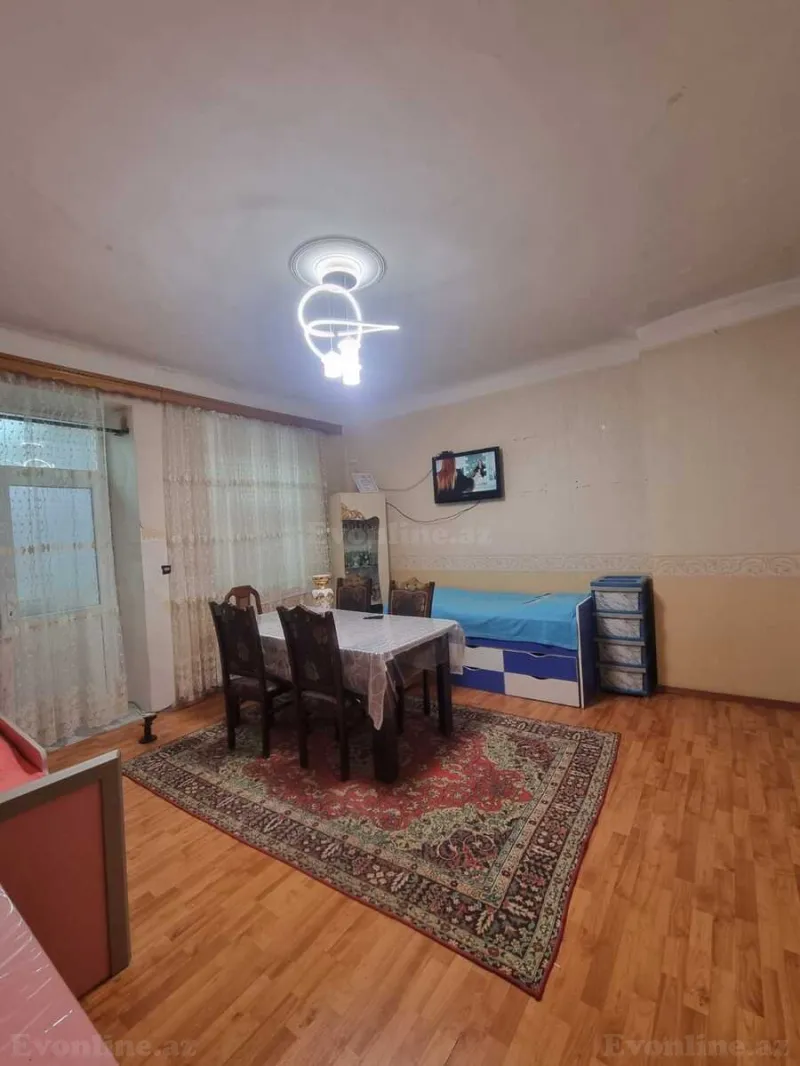 Satılır 3 otaqlı Mənzil Köhnə tikili 70 m² Biləcəri