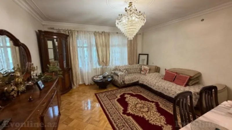 Satılır 2 otaqlı Mənzil Köhnə tikili 60 m² Səbail r. - şəkil 3