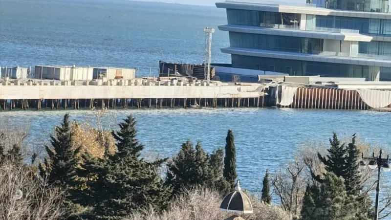 Satılır 3 otaqlı Mənzil Köhnə tikili 100 m² Sahil m.