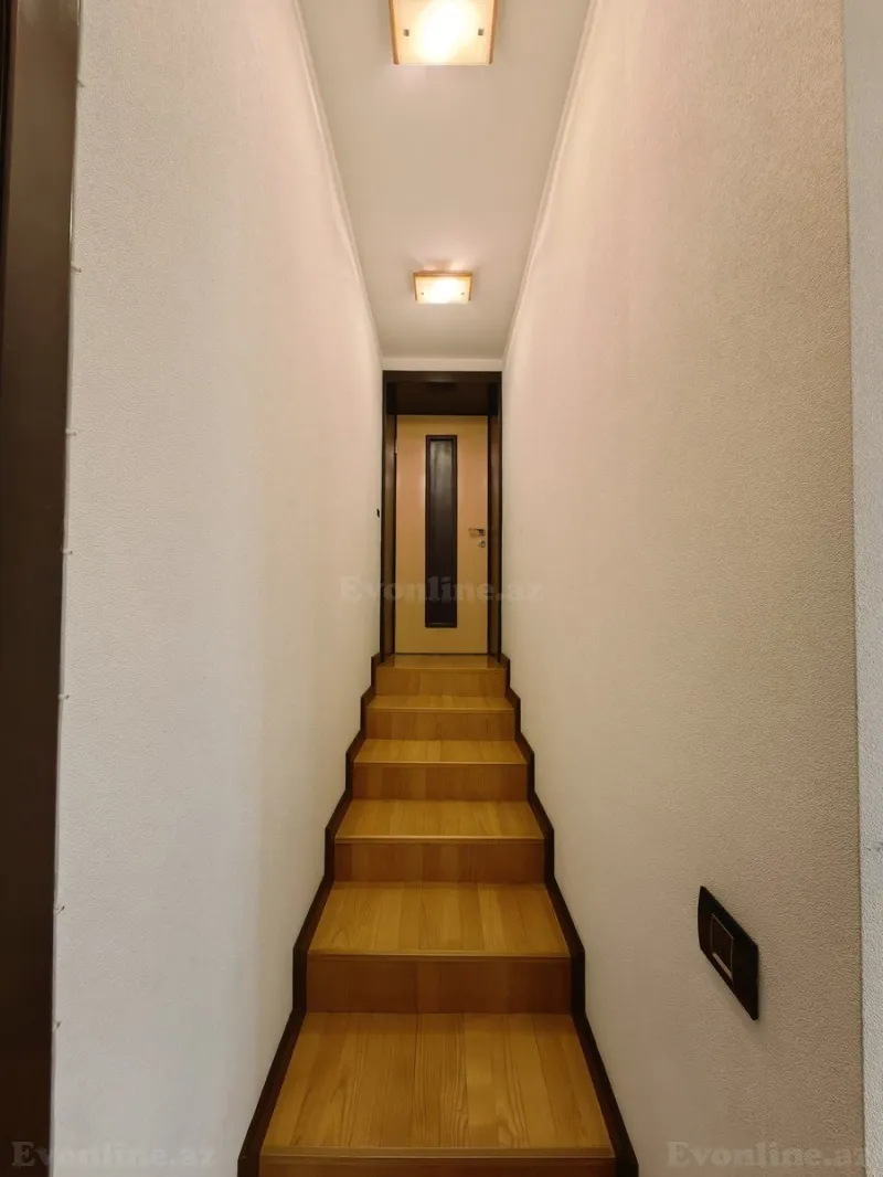 Satılır 3 otaqlı Mənzil Köhnə tikili 100 m² Sahil m. - şəkil 19