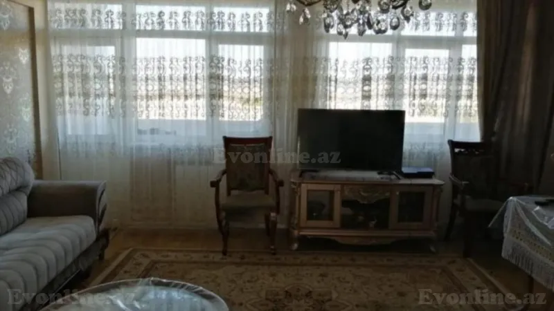 Satılır 4 otaqlı Mənzil Köhnə tikili 110 m² Gənclik m. - şəkil 2