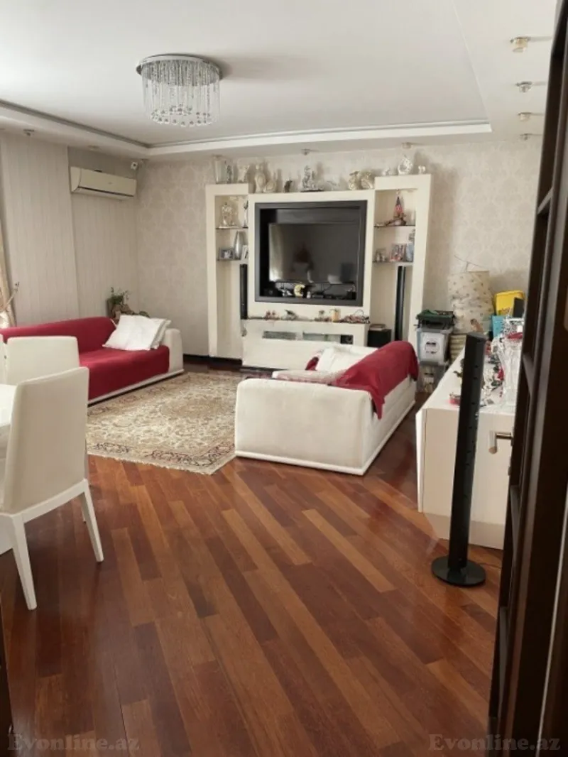 Satılır 3 otaqlı Mənzil Yeni tikili 126 m² Elmlər Akademiyası m. - şəkil 3