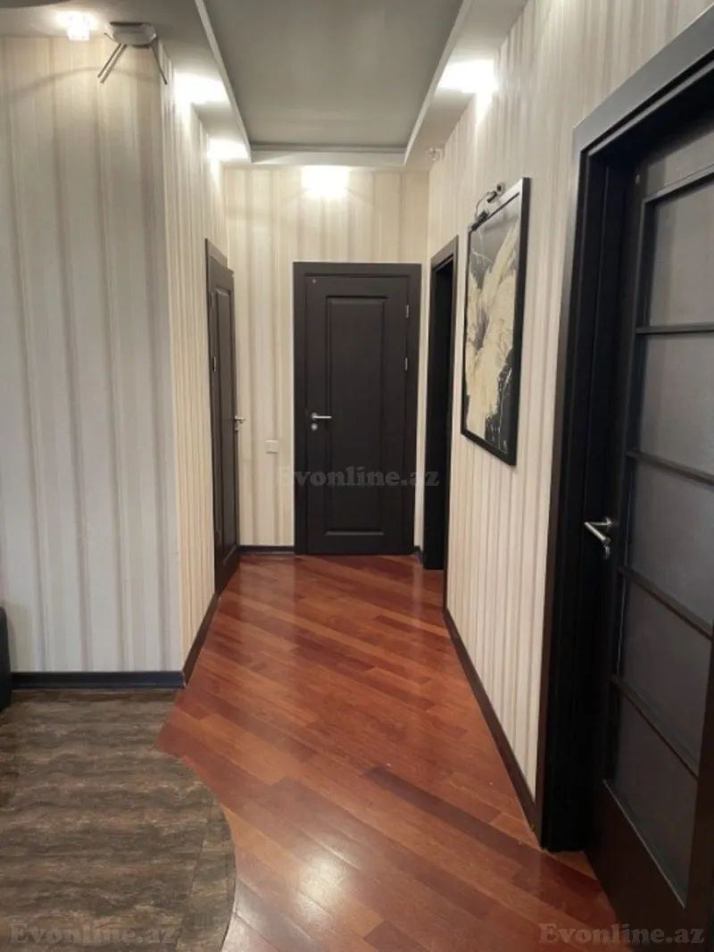 Satılır 3 otaqlı Mənzil Yeni tikili 126 m² Elmlər Akademiyası m. - şəkil 4