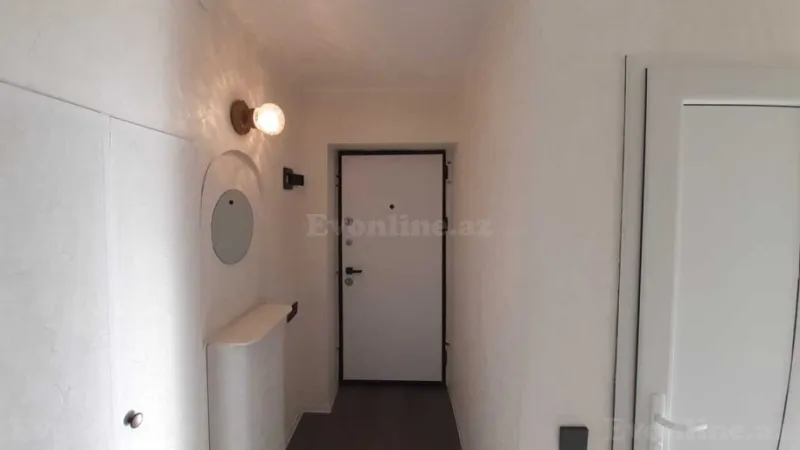 Satılır 3 otaqlı Mənzil Köhnə tikili 55 m² Elmlər Akademiyası m.