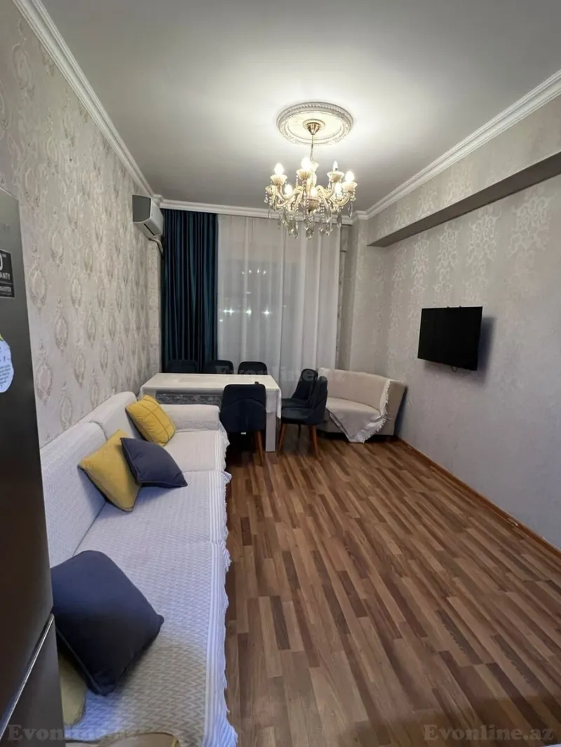 3 otaqlı Mənzil 110 m² Səbail r. Kirayə verilir