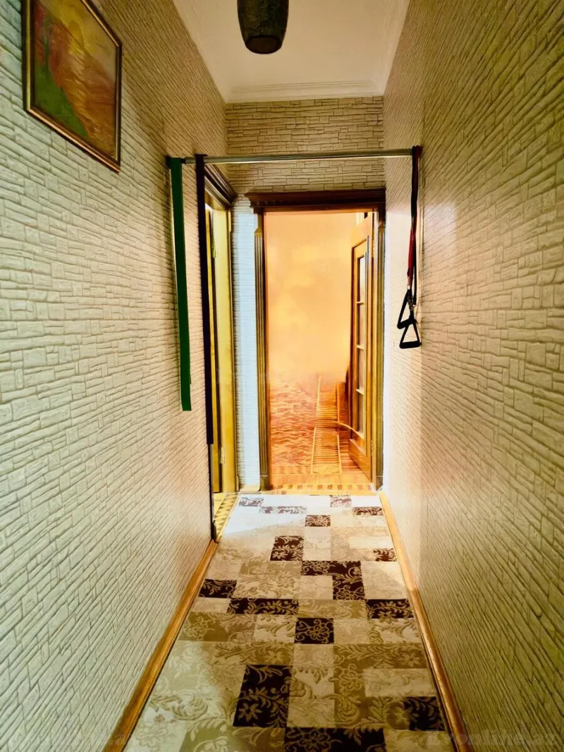 Satılır 4 otaqlı Mənzil Köhnə tikili 110 m² Nəsimi m. - şəkil 8