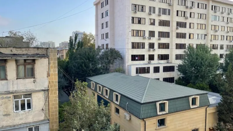 Satılır 2 otaqlı Mənzil Yeni tikili 140 m² 28 May m. - şəkil 12