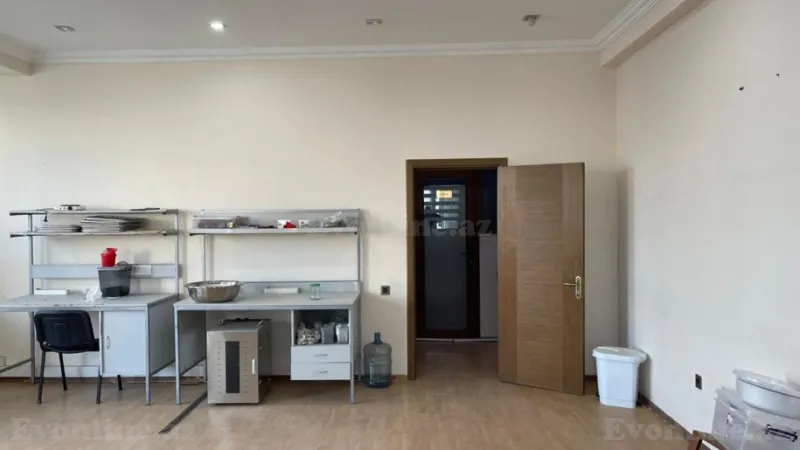 Satılır 2 otaqlı Mənzil Yeni tikili 140 m² 28 May m. - şəkil 19