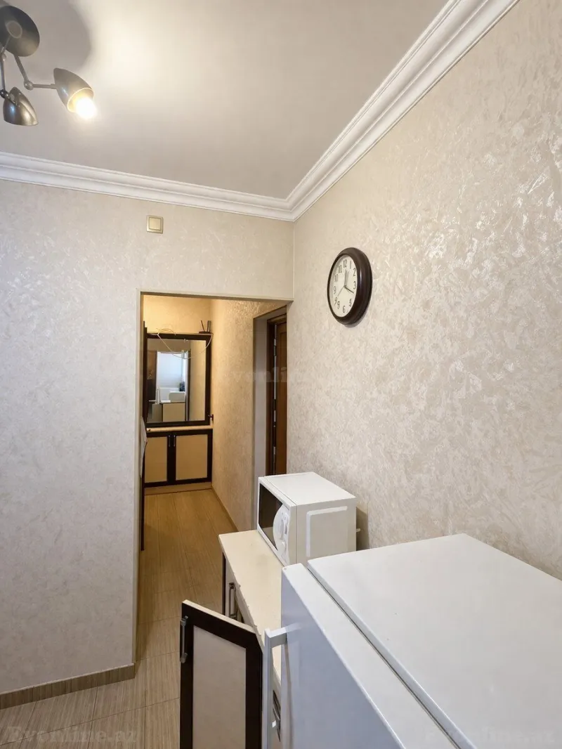 Satılır 1 otaqlı Mənzil Köhnə tikili 40 m² Nərimanov r. - şəkil 3