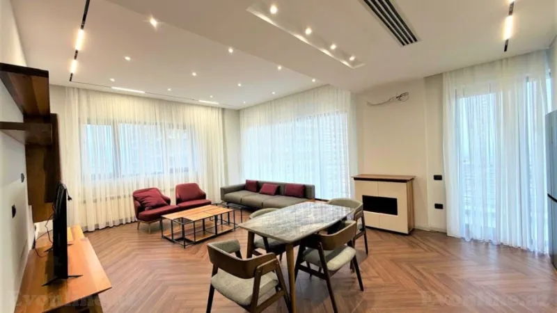 Kirayə verilir 4 otaqlı Mənzil Yeni tikili 160 m² Xətai r.