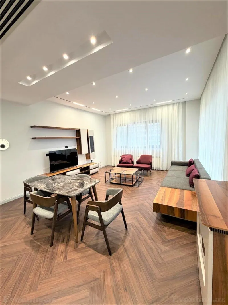 Kirayə verilir 4 otaqlı Mənzil Yeni tikili 160 m² Xətai r. - şəkil 2