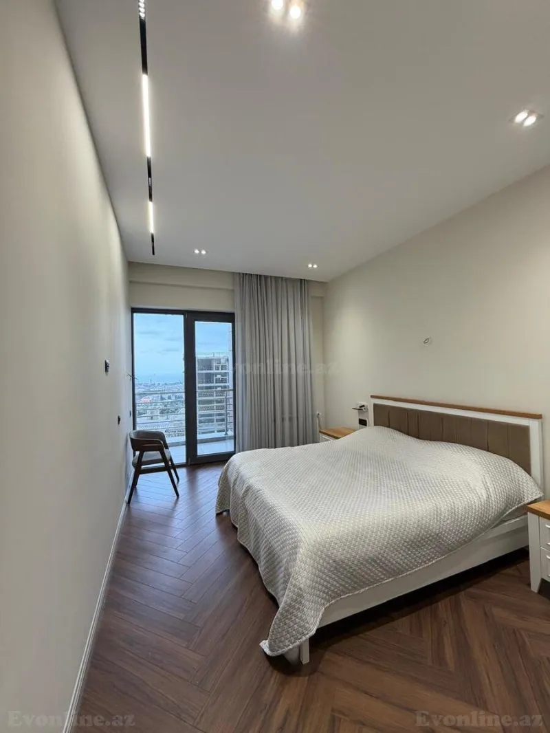 Kirayə verilir 4 otaqlı Mənzil Yeni tikili 160 m² Xətai r. - şəkil 5