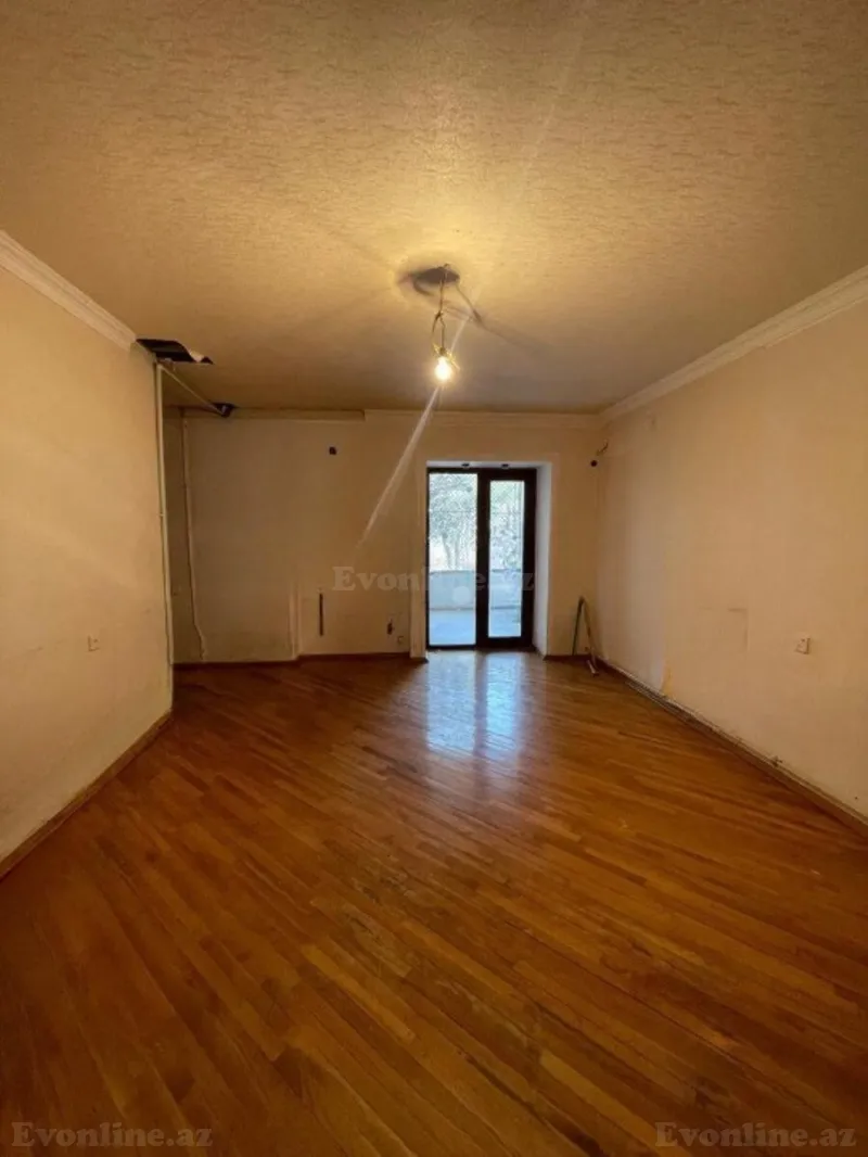 Satılır 3 otaqlı Mənzil Köhnə tikili 101 m² Elmlər Akademiyası m. - şəkil 4