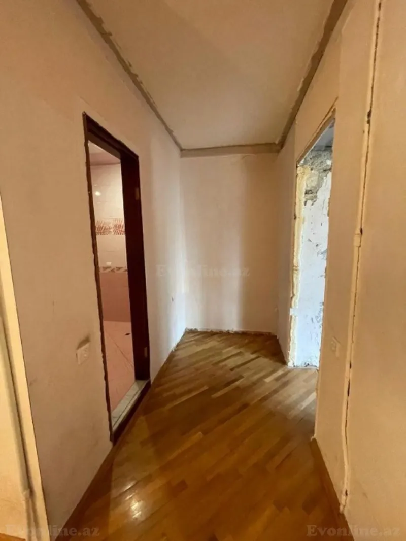 Satılır 3 otaqlı Mənzil Köhnə tikili 101 m² Elmlər Akademiyası m. - şəkil 5