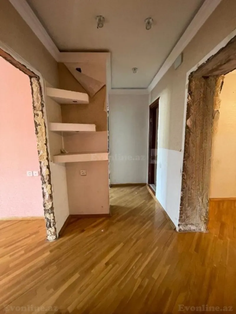 Satılır 3 otaqlı Mənzil Köhnə tikili 101 m² Elmlər Akademiyası m. - şəkil 8
