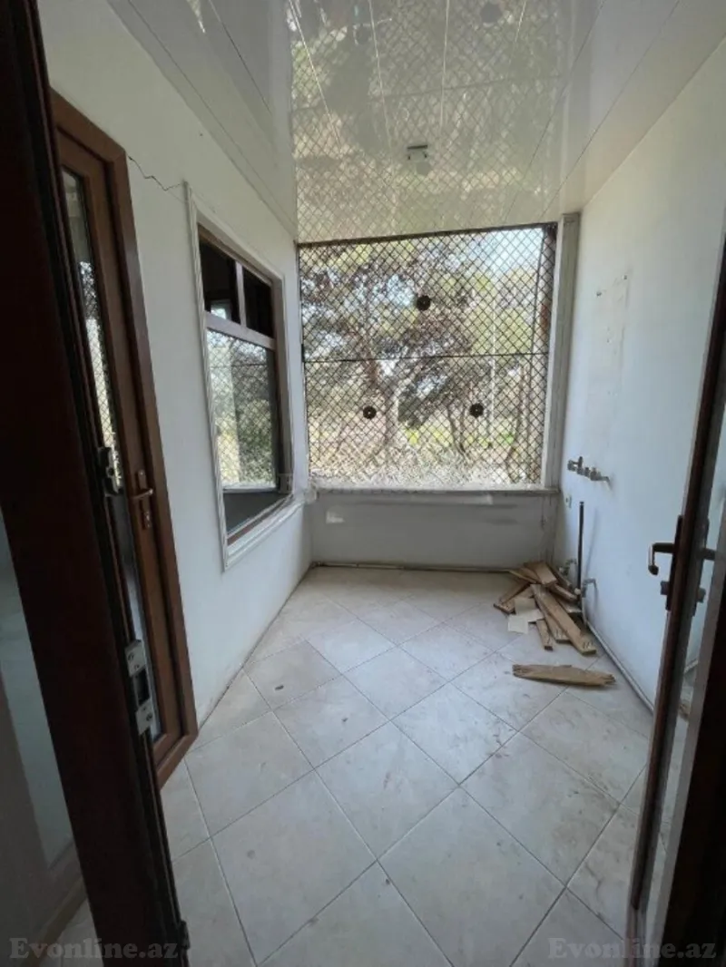 Satılır 3 otaqlı Mənzil Köhnə tikili 101 m² Elmlər Akademiyası m. - şəkil 9