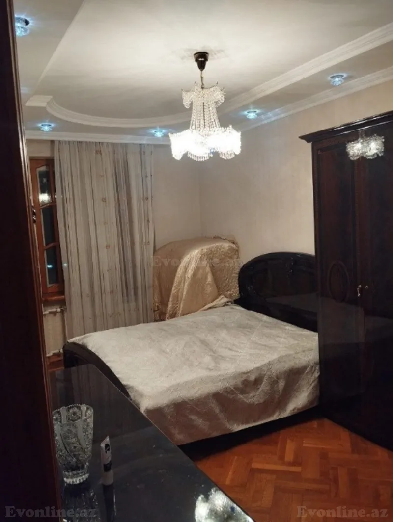 Satılır 3 otaqlı Mənzil Köhnə tikili 85 m² Xalqlar Dostluğu m. - şəkil 4