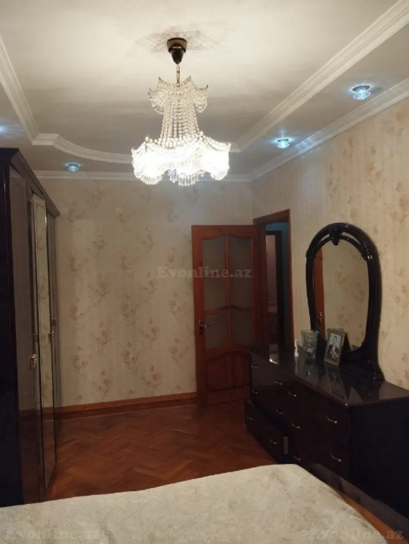 Satılır 3 otaqlı Mənzil Köhnə tikili 85 m² Xalqlar Dostluğu m. - şəkil 5