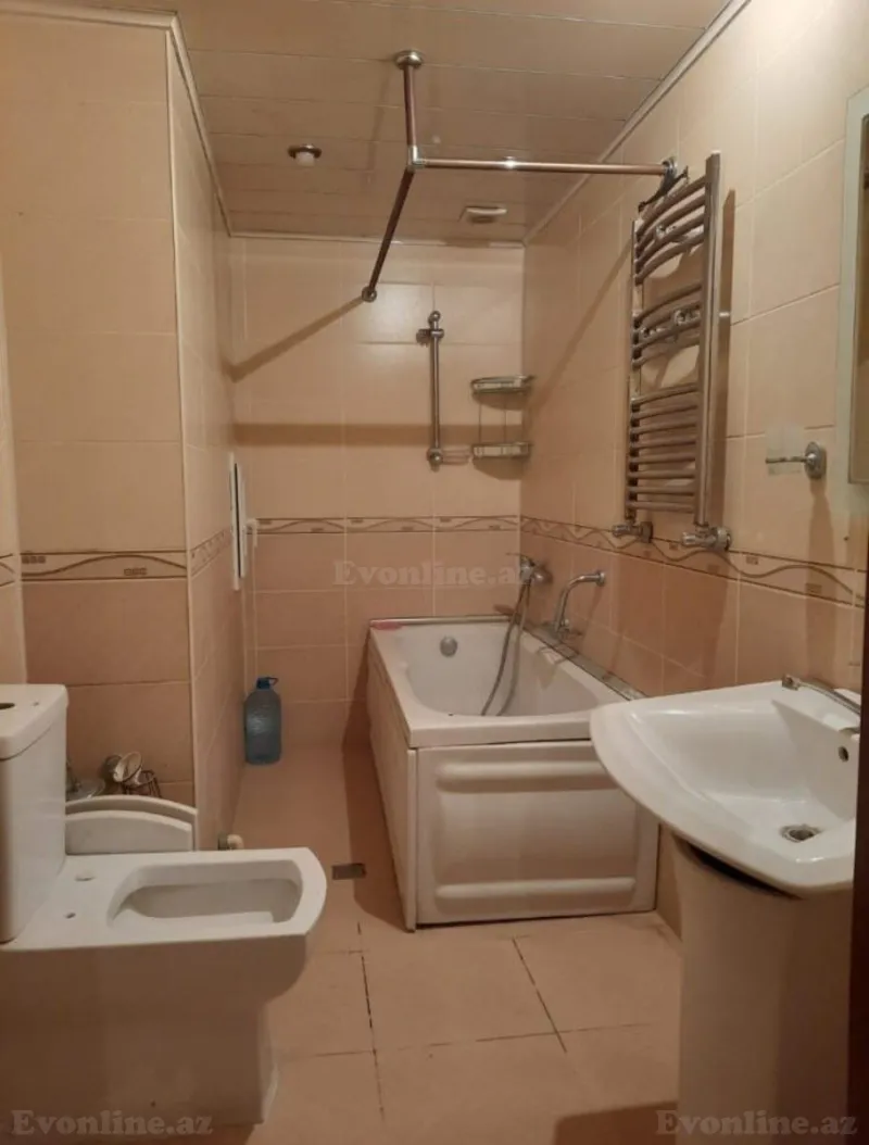 Kirayə verilir 3 otaqlı Mənzil Yeni tikili 85 m² Memar Əcəmi m. - şəkil 6