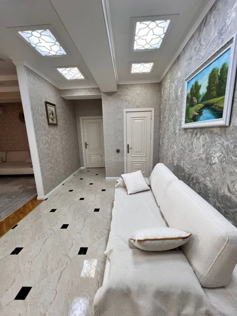 Satılır 2 otaqlı Mənzil Yeni tikili 95 m² İnşaatçılar m. - şəkil 10