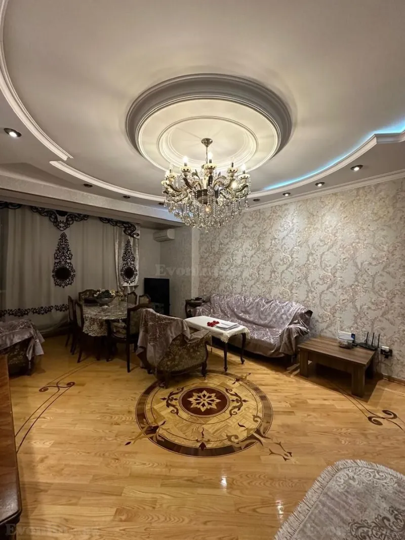 Satılır 4 otaqlı Mənzil Yeni tikili 175 m² Memar Əcəmi m. - şəkil 2