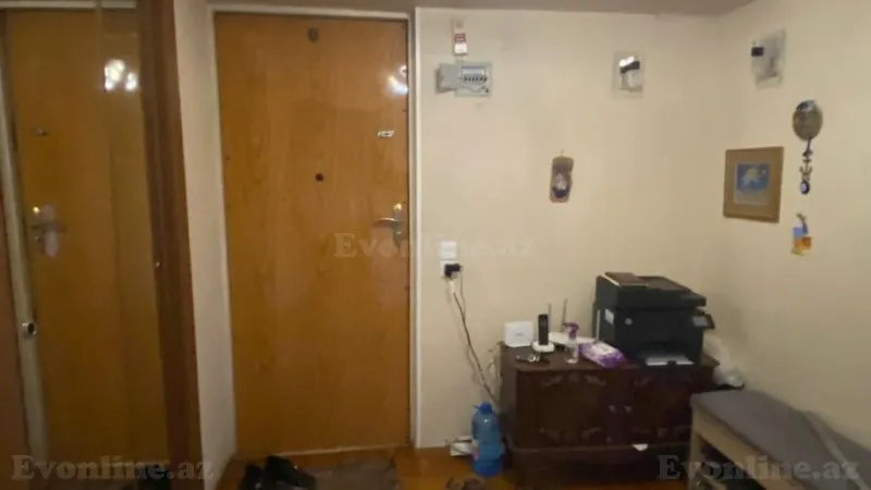 Satılır 4 otaqlı Mənzil Köhnə tikili 80 m² Səbail r. - şəkil 9