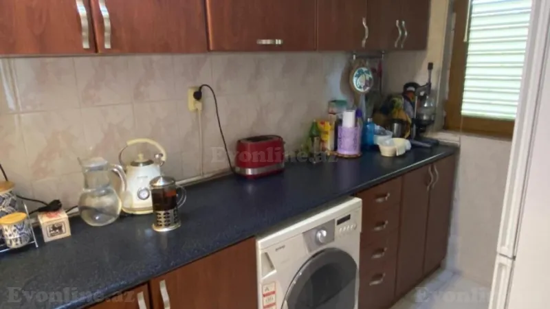 Satılır 4 otaqlı Mənzil Köhnə tikili 80 m² Səbail r. - şəkil 10